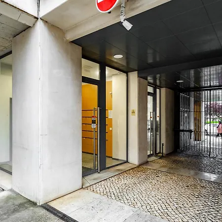 Whome Contemporary Comfort In Historic