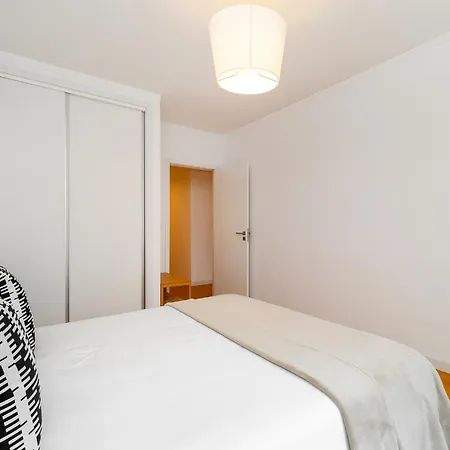 Apartment Whome Contemporary Comfort In Historic