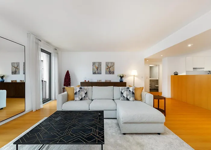Apartment Whome Contemporary Comfort In Historic