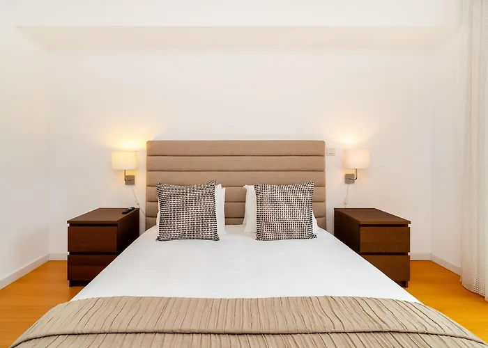 Whome Contemporary Comfort In Historic 리스본